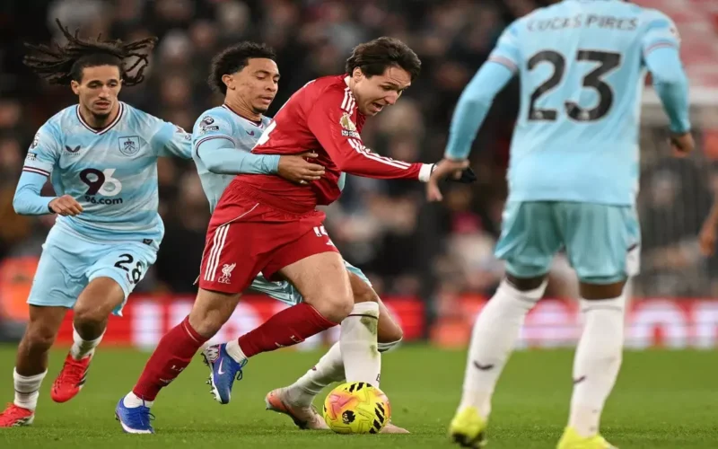 ليفربول وجلطة سراي يقدمان نموذجًا عالميًا للشمولية بمبادرة إنسانية قبل قمة مرتقبة